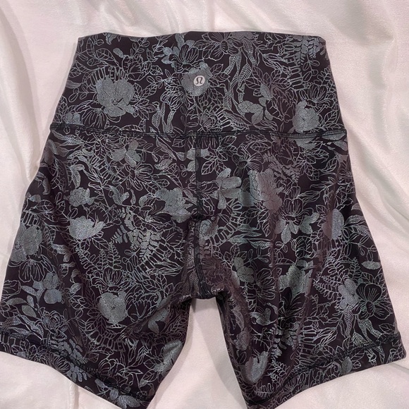 Lululemon Wunder Train High Rise short 6” Foil - brand new - Picture 3 of 4